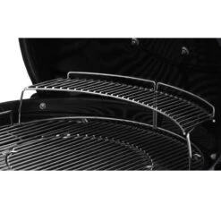 Weber 22 In. Master-Touch Charcoal Grill 9 Weber 22 In. Master-Touch Charcoal Grill -Weber Shop 8034971 A V7.eps High 50294.1648430543