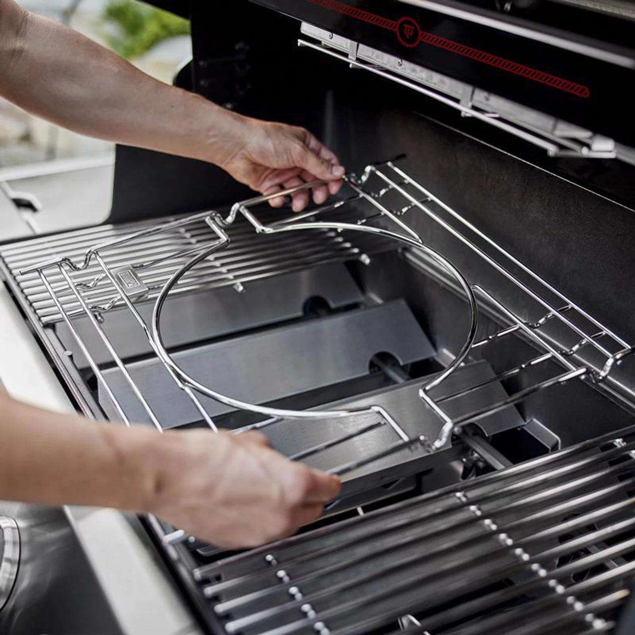 Weber Summit FS38 S 5 Burner Natural Gas Grill 5 Weber Summit FS38 S 5 Burner Natural Gas Grill - Image 5