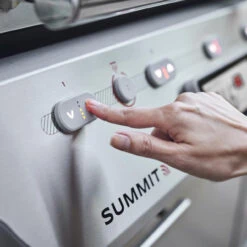 Weber Summit FS38X S 5 Burner Liquid Propane WiFi Grill 11 Weber Summit FS38X S 5 Burner Liquid Propane WiFi Grill -Weber Shop 8092786 A V4.eps High 31380.1748008165