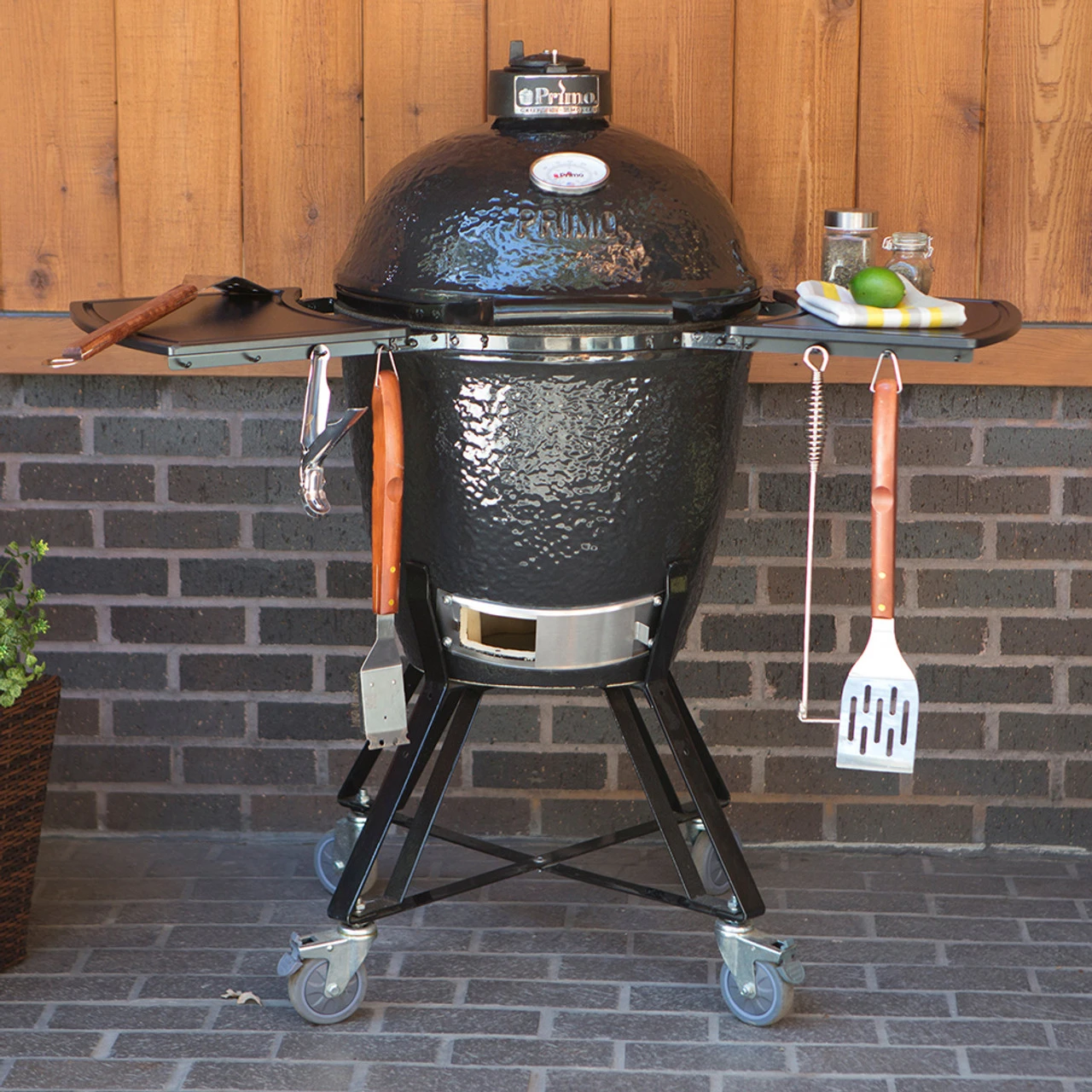 Primo PGCRC Large Round Charcoal Ceramic Kamado Grill 5 Primo PGCRC Large Round Charcoal Ceramic Kamado Grill - Image 5